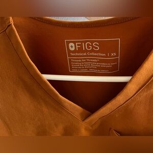 Figs scrub set